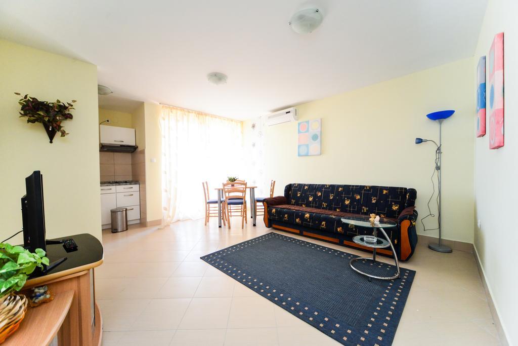 Apartments Ivan Zadar Bagian luar foto
