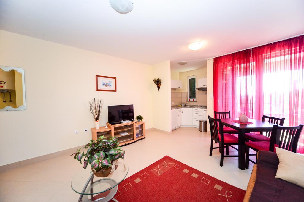 Apartments Ivan Zadar Bagian luar foto