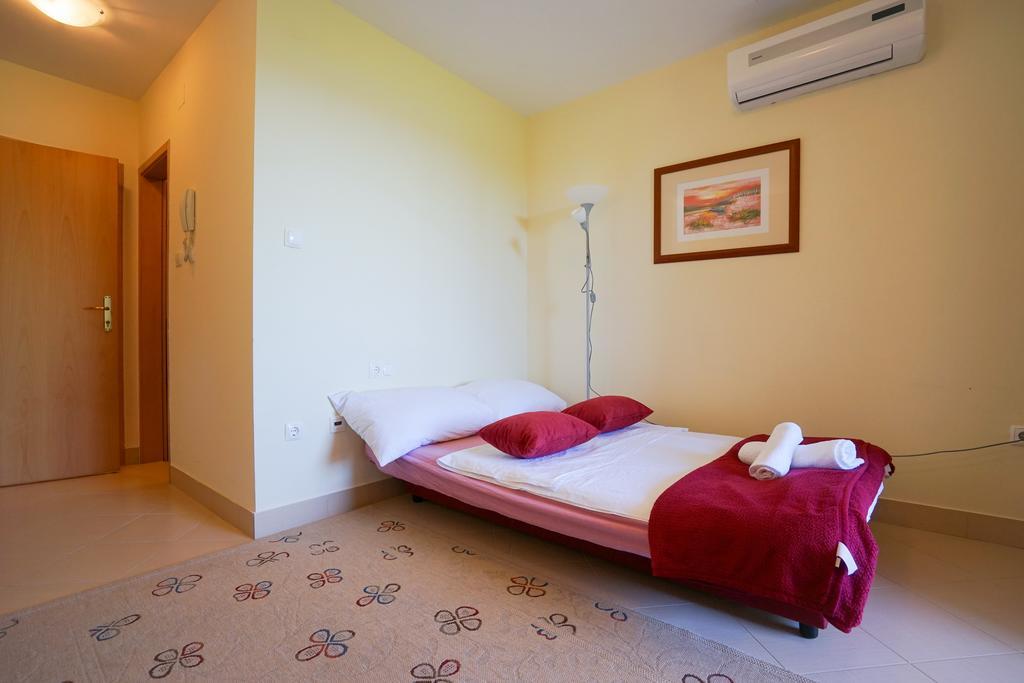 Apartments Ivan Zadar Bagian luar foto